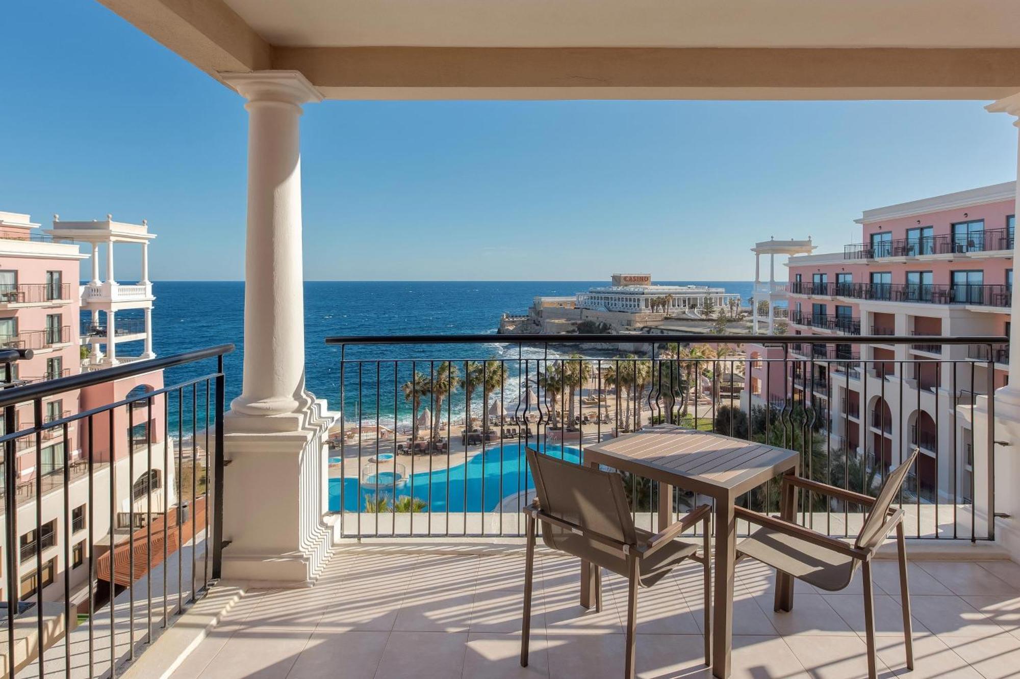 The Westin Dragonara Resort, Malta Saint Julian's Екстер'єр фото Balcony at the Iberostar Grand Hotel del Mar
