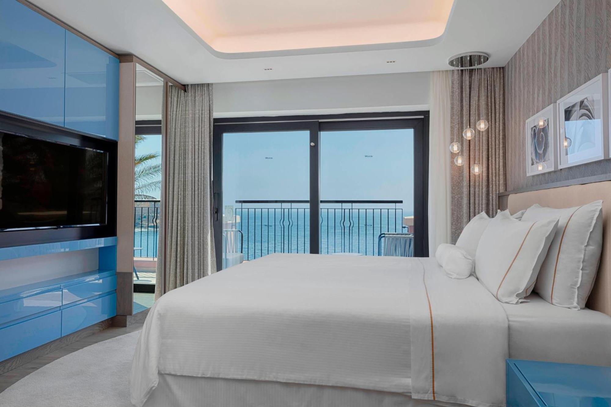 The Westin Dragonara Resort, Malta Saint Julian's Екстер'єр фото A bedroom at the hotel